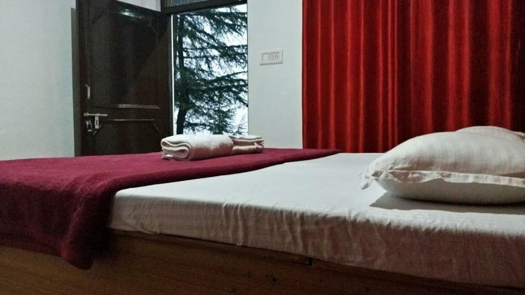 דרמסאלה Mochila Youth Hostel Mcleod Ganj מראה חיצוני תמונה